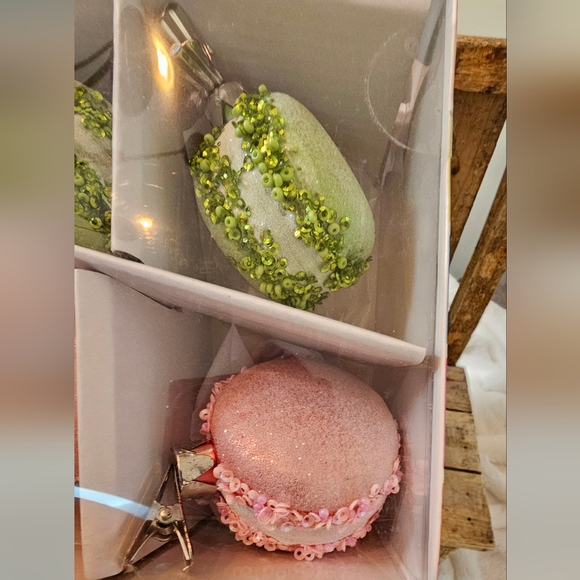 Sugarplum Dreams Macaron Glass Clip On Ornaments Pastel Bakery Glittered 2 Sets - Picture 2 of 5